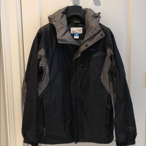 Like new Men’s Columbia windbreaker Jacket